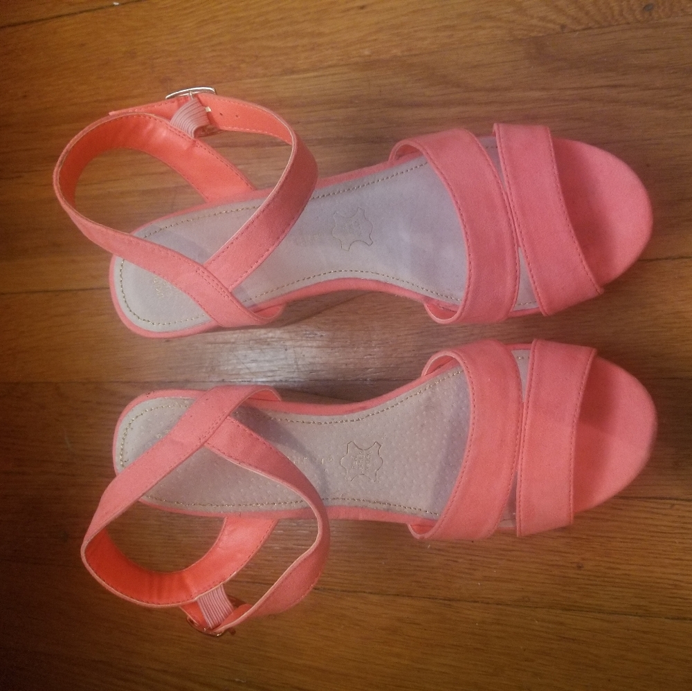 Peach Wedges